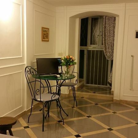 Suite Calefati "Monolocale" Bari Extérieur photo